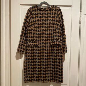 Boden Houndstooth Dress in Black and Tan